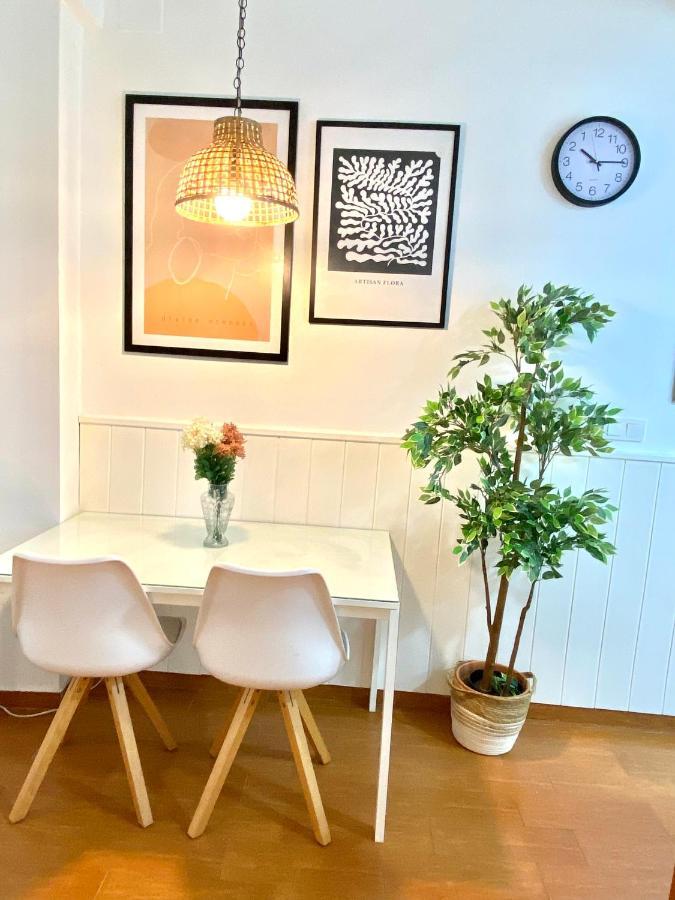 El Reloj Del Viajero Appartement Sevilla Buitenkant foto